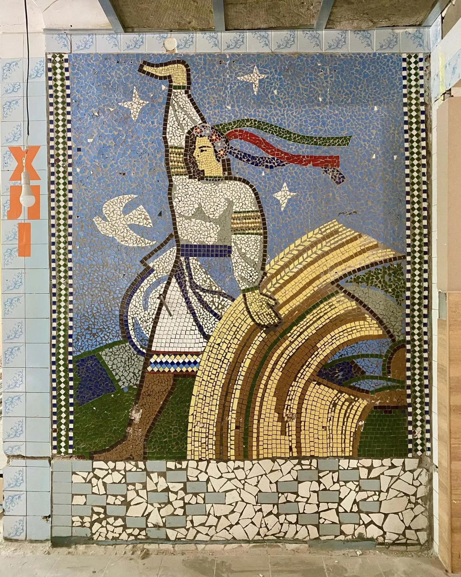      :     .    dqxikeidqxiqxxant