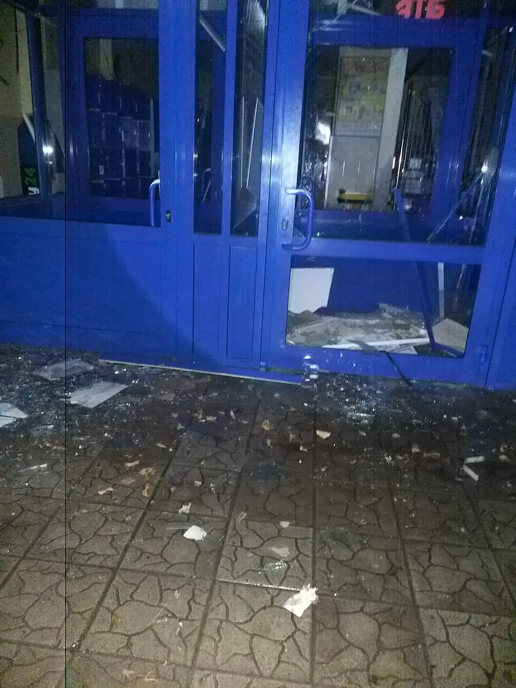 Войска РФ ударили по центральной площади Новгород-Северского: фото с места