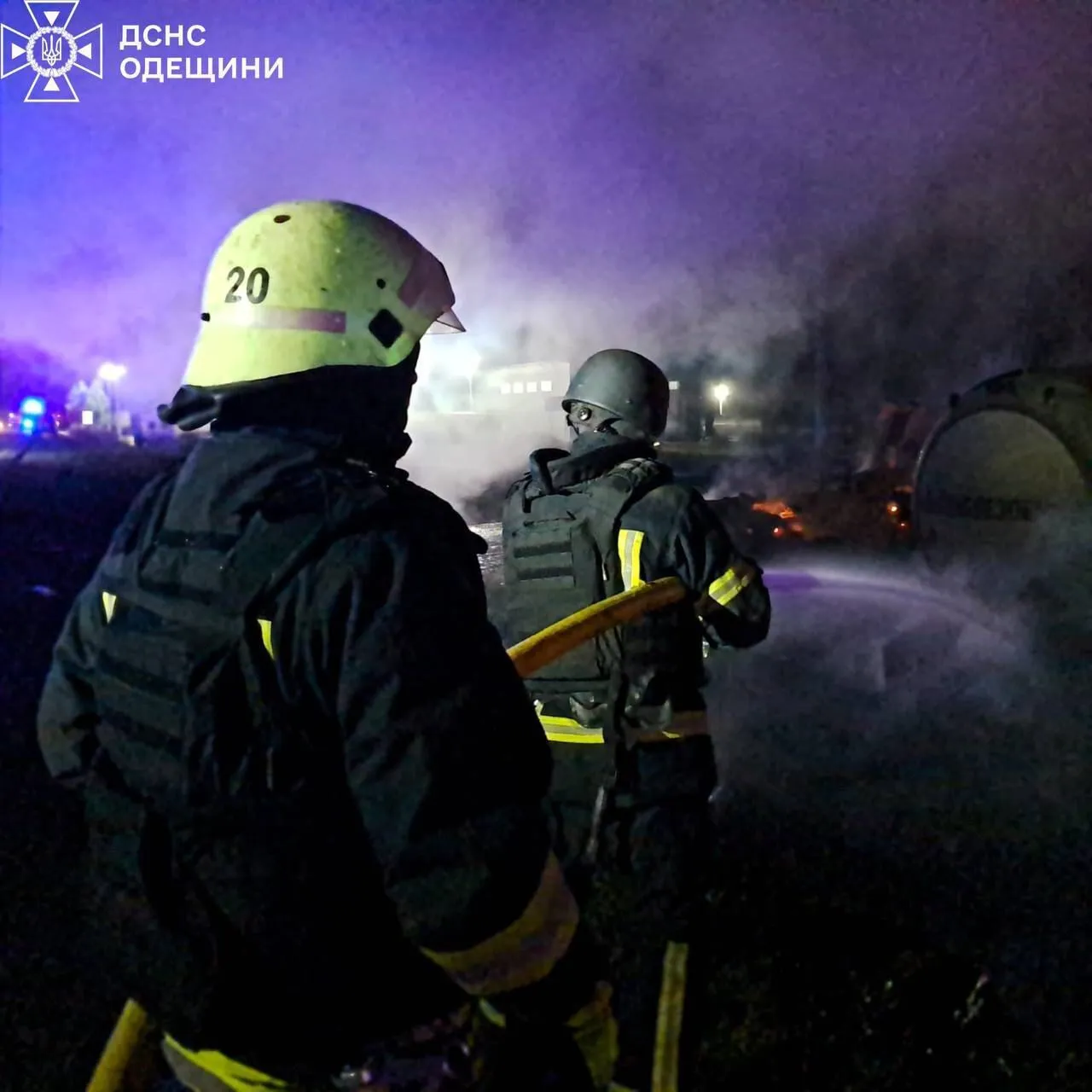 Occupiers attacked Odesa region with drones, a fire broke out at a truck parking lot: two people killed, one injured. Photos and video dqxikeidqxidqeant