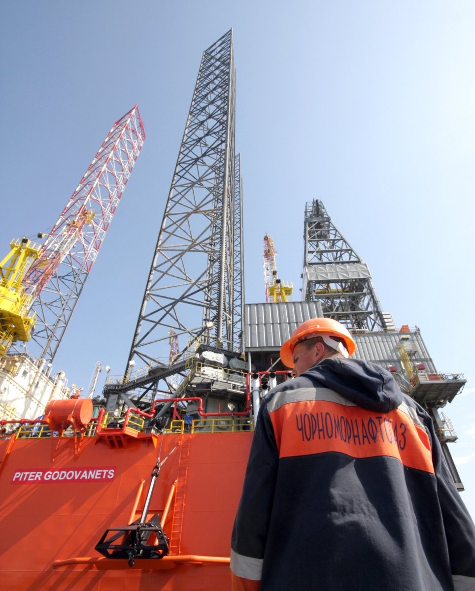 ВЫШКА РАЗДОРА: Одна из буровых платформ, закупленных по завышенным ценам во времена работы Юрия Бойко в Кабмине