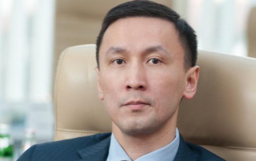 креативный Рысбек Токтомушев dqxikeidqxidqrant