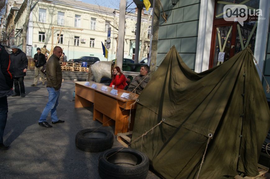 Прокурорский майдан снял полную блокаду одесской прокуратуры (ФОТО) (фото) - фото 1