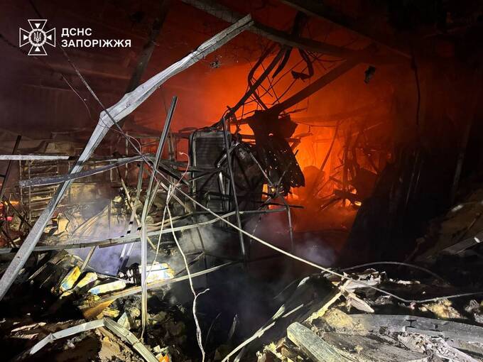 Атака РФ на Запоріжжя та Харків: ДСНС опублікувала фото наслідків