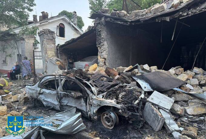 Унаслідок нічної атаки на Одесу загинули двоє чоловіків, дев’ятеро людей постраждали