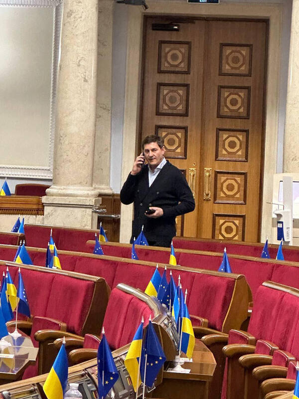 01.12.2023 -  dqxikeidqxirqant