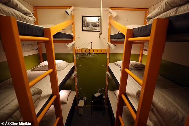 02.04.2025 -  dqxikeidqxiqxuant