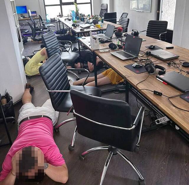 02.08.2023- dqxikeidqxidqrant